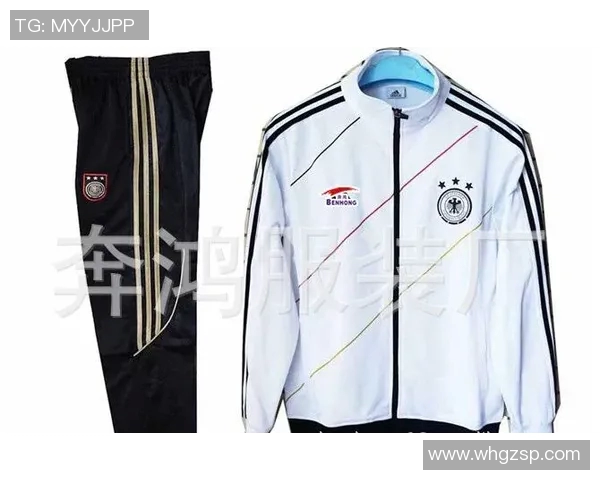 如何绘制足球明星的服装设计技巧与步骤详解